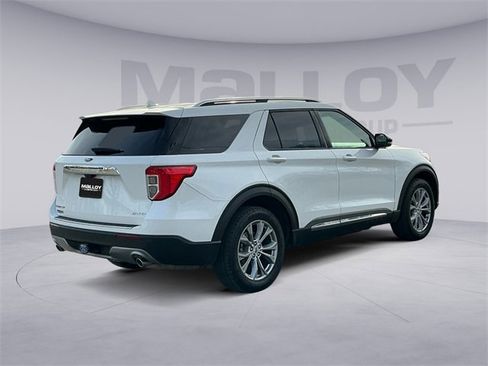 Certified 2023 Ford Explorer Limited w/ Limited Technology Package image 5