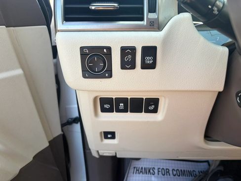 Used 2012 Lexus GX 460 Premium AWD/4WD image 21