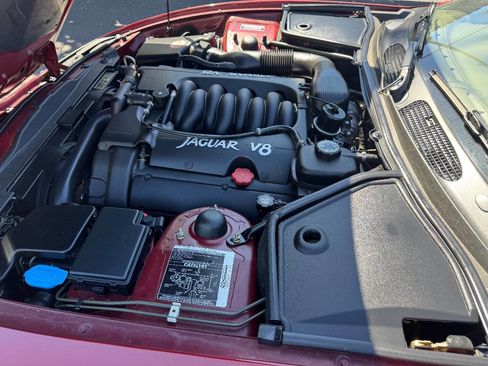 Used 1998 Jaguar XK8 Convertible image 12