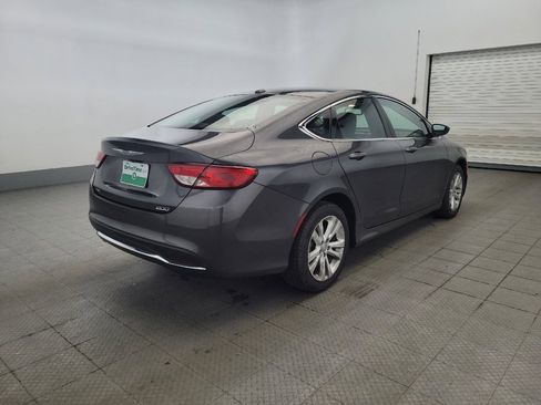 Used 2016 Chrysler 200 Limited w/ Convenience Group FWD image 9