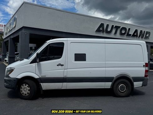 Used 2015 Mercedes-Benz Sprinter 2500 image 3
