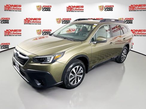 Used 2020 Subaru Outback Premium AWD/4WD image 12