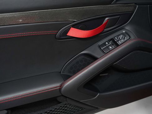 Used 2019 Porsche 911 Speedster RWD image 41