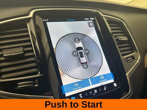 Used 2024 Volvo XC90 B5 Plus image 13