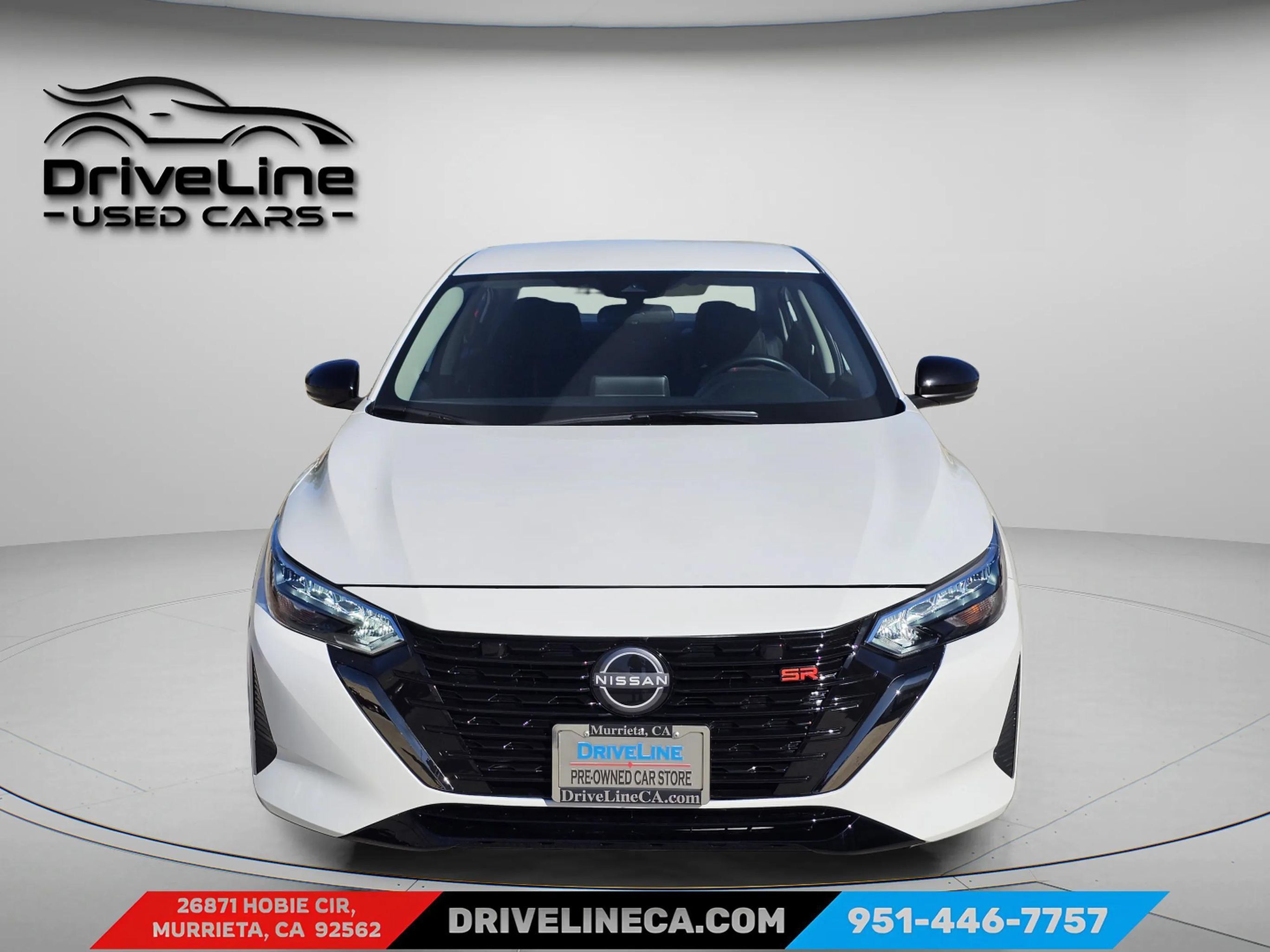 Used 2025 Nissan Sentra SR FWD image 2