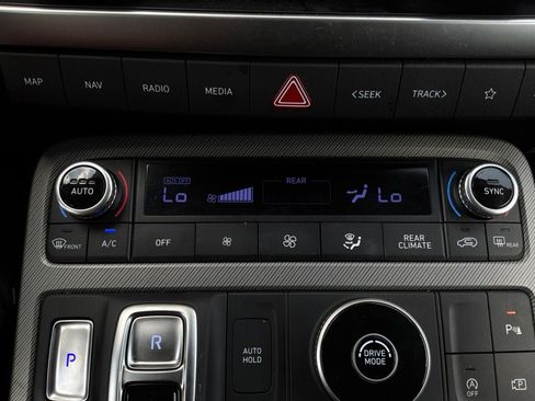 Used 2025 Hyundai Palisade SEL FWD image 30