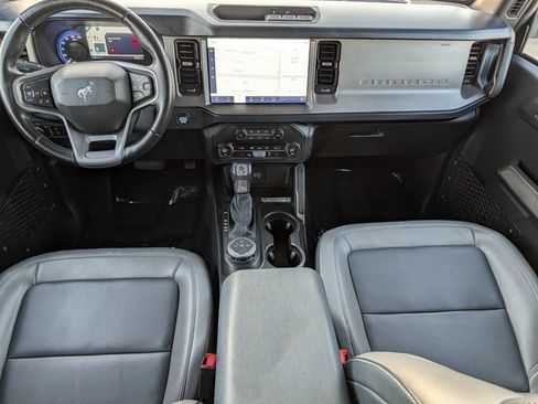 Used 2023 Ford Bronco Outer Banks AWD/4WD image 11