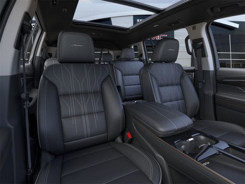 New 2026 Buick Enclave Avenir w/ Super Cruise Package image 16