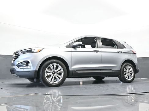 Used 2022 Ford Edge Titanium image 60