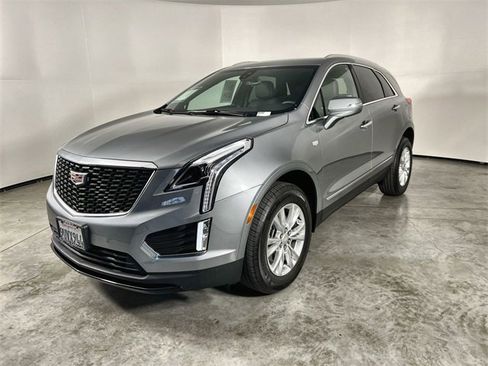 Certified 2025 Cadillac XT5 Luxury image 4