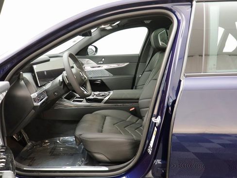 New 2026 BMW 760i xDrive w/ Executive Package image 5