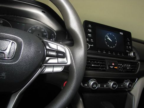 Certified 2020 Honda Accord LX image 6