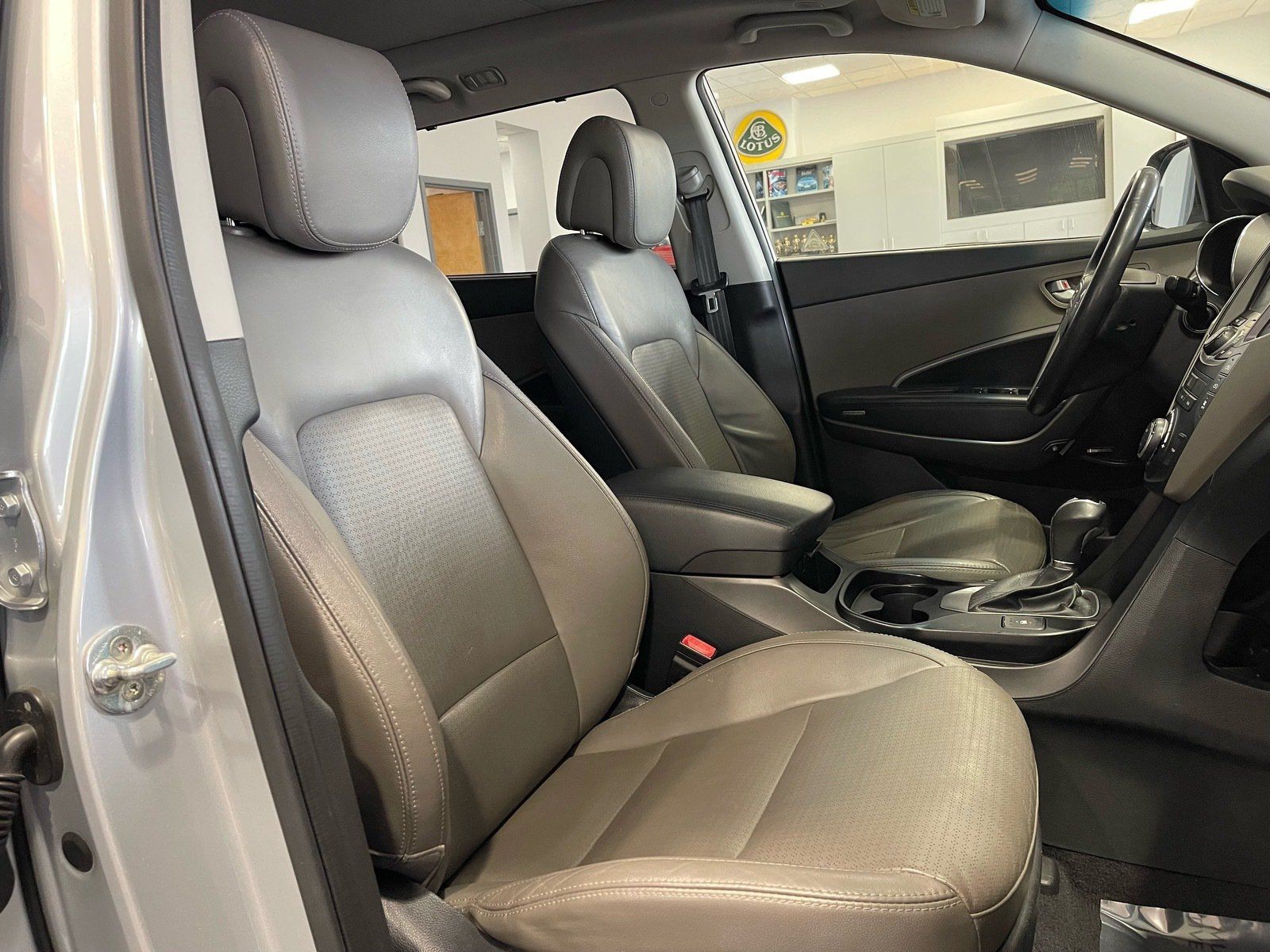 Used 2014 Hyundai Santa Fe GLS w/ Ultimate Package 06 AWD/4WD image 43