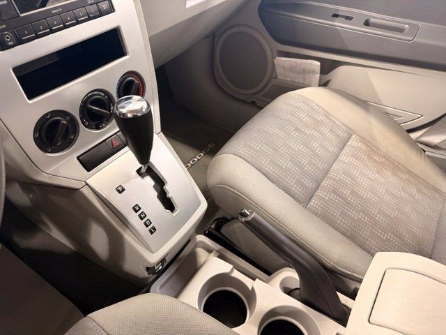 Used 2007 Dodge Caliber SXT FWD image 15