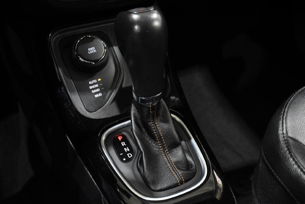 Used 2021 Jeep Compass Limited AWD/4WD image 28