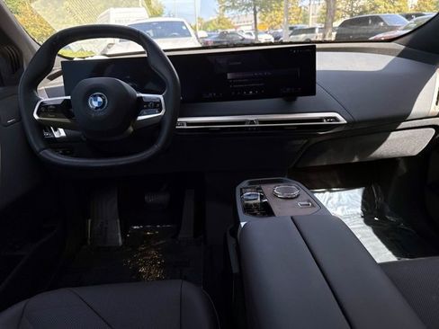 Used 2024 BMW iX xDrive50 w/ Premium Package AWD/4WD image 16