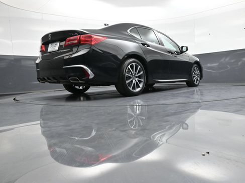 Used 2018 Acura TLX V6 w/ Technology Package FWD image 30
