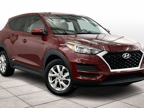 Used 2019 Hyundai Tucson SE image 2