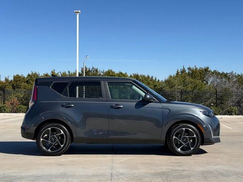 Used 2023 Kia Soul EX image 4