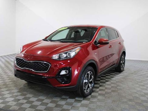 Used 2021 Kia Sportage LX w/ LX AWD Popular Package image 2