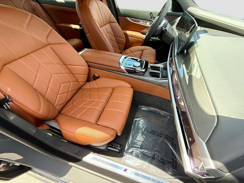 New 2026 BMW 760i xDrive w/ Executive Package AWD/4WD image 15