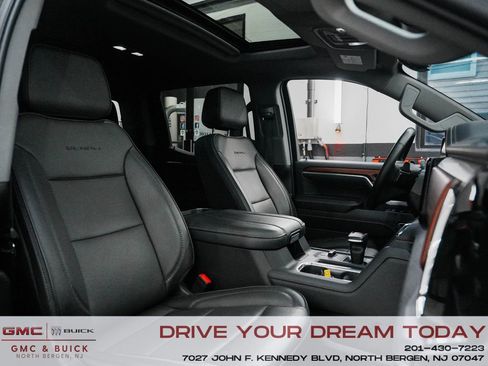 Used 2023 GMC Sierra 1500 Denali w/ Denali Reserve Package image 37