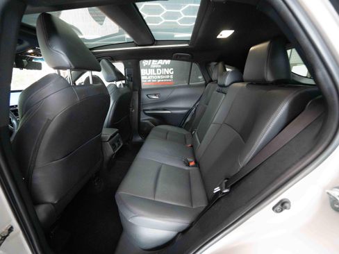 Used 2023 Toyota Venza Limited AWD/4WD image 23