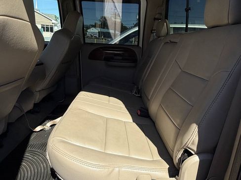 Used 2005 Ford F350 4x4 Crew Cab DRW Super Duty image 12