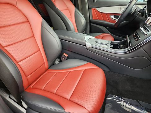 Used 2023 Mercedes-Benz GLC 300 4MATIC Coupe image 13