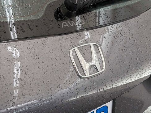 Used 2025 Honda HR-V LX image 11