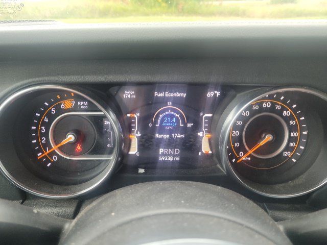 Used 2019 Jeep Wrangler Unlimited Sahara AWD/4WD image 19