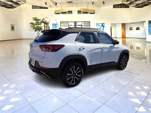 Used 2021 Chevrolet TrailBlazer ACTIV w/ Sun and Liftgate Package image 7