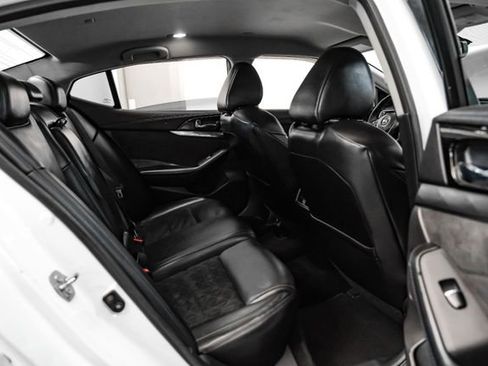 Used 2016 Nissan Maxima SR image 35