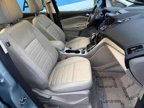 Used 2014 Ford C-MAX SEL w/ Equipment Group 303A image 39