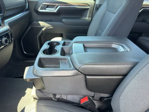 Used 2023 Chevrolet Silverado 1500 LT AWD/4WD image 13