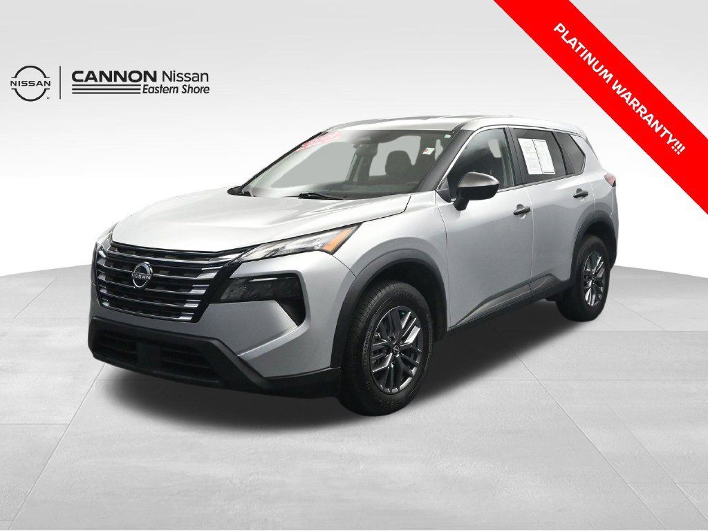 Used 2024 Nissan Rogue S AWD/4WD image 1
