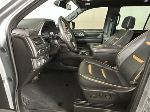 Used 2024 GMC Yukon AT4 w/ AT4 Premium Plus Package AWD/4WD image 12