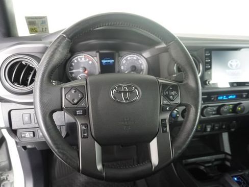 Used 2021 Toyota Tacoma TRD Off-Road w/ TRD Premium Off Road Package image 23