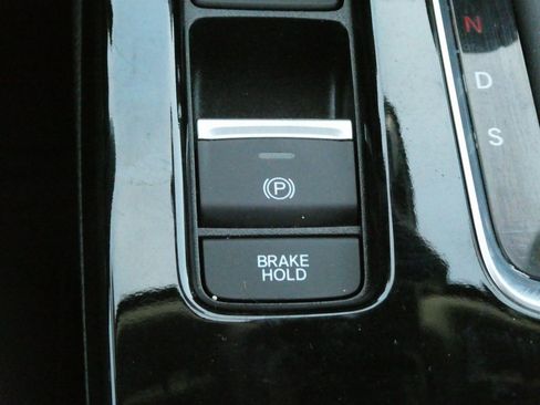 Used 2025 Acura Integra image 17