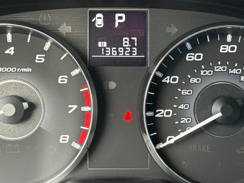 Used 2012 Subaru Outback 2.5i Premium w/ All-Weather Pkg image 32