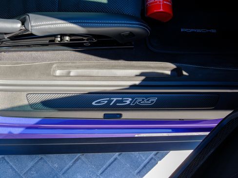 Used 2024 Porsche 911 GT3 RS image 17