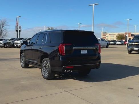 Used 2023 GMC Yukon Denali Ultimate w/ LPO, Floor Liner Package image 7