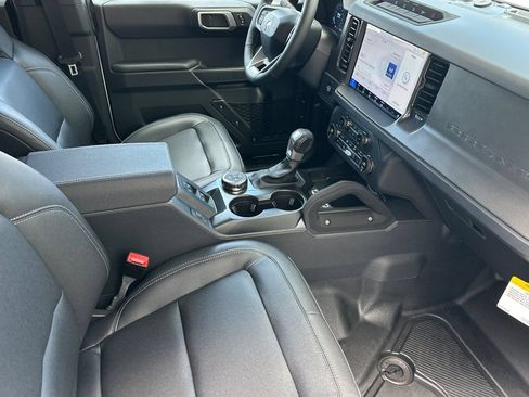 New 2026 Ford Bronco Badlands AWD/4WD image 15