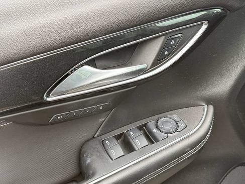 Used 2024 Buick Envision Preferred AWD/4WD image 20