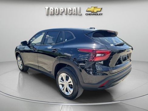 New 2026 Chevrolet Trax LS FWD image 3