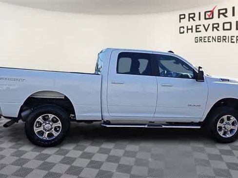 Used 2024 RAM 2500 Big Horn w/ Sport Appearance Package image 9