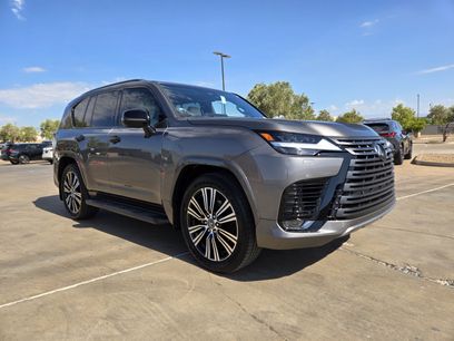 New 2026 Lexus LX 600 4WD w/ Luxury Package