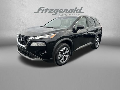 Used 2023 Nissan Rogue SV w/ SV Premium B Package image 3