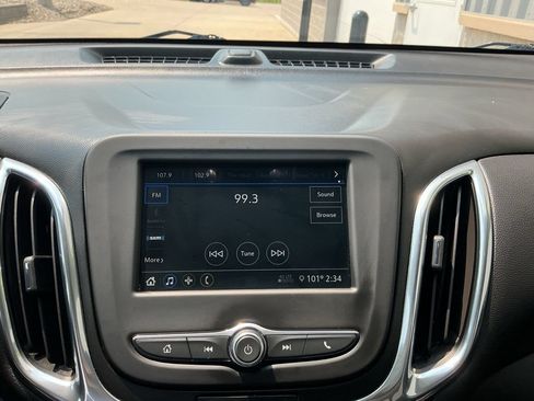 Used 2019 Chevrolet Equinox LT AWD/4WD image 11