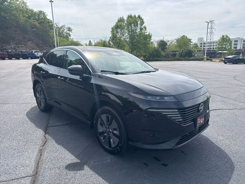Used 2025 Nissan Murano SL AWD/4WD image 1